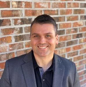 Meet your Posher, Tom